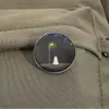 Broche Divertido de Fantasma Solitário Emblema de Metal Acessórios para Roupas Alfinete de Lapela Padrão Geométrico Redondo de Paisagem Venda por Atacado de Fábrica