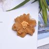 Flor multicapa de 4 cm hecha a mano coreana pinza para el cabello accesorios DIY material para accesorios para el cabello flor de camelia coreana flor de tela fabricantes
