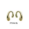 Pendientes de moda europeos y americanos pendientes de venta caliente pendientes de lujo ligero pendientes chapados en oro pendientes lisos que no se decoloran pendientes transfronterizos de oro