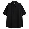 Camisa de manga corta lisa texturizada de color liso vintage minimalista para hombre, verano, alta inteligencia, guapo canalla, camisa negra casual