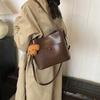 Bolsa Simples para Celebridade da Internet Feminina 2025 Nova Popular Tendência K-Style Versátil Bolsa Transversal Simples Moda Bolsa Saco