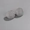 Pendientes de bola hueca de malla con forma de hemisferio de moda vintage, pendientes de bola redonda, pendientes de textura metálica de personalidad de lujo ligero