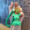 Llavero Colgante Oso Violento de Dibujos Animados de Resina Encanto para Bolso de Pareja Cordón para Llave de Coche Colgante para Teléfono Pequeño Regalo