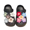 Nuevos dijes para zapatos de flor de hilo, Flores de punto mullido tipo pompón, Set de accesorios desmontables para pantuflas