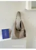 Bolsa de Ombro Melanoid Retro para Axila Grande Capacidade Couro Macio Bolsa de Ombro Único 2026 Nova Super Popular Versátil Bolsa Tote para o Dia a Dia
