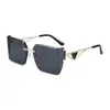 Moda Nueva 2025 Gafas de Sol Curvas sin Marco con Patillas Triangulares Huecas Estilo Europeo y Americano para Hombres y Mujeres Gafas de Sol Anti-UV