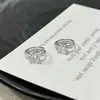 Pendientes Sencillos en Forma de Corazón con Diamantes de Zirconia Diseño Versátil Pendientes de Botón Estilo Chanel para Mujer de Moda Lujo Ligero Elegantes Pinzas para Orejas de Aguja de Plata
