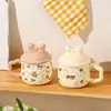 Taza de oso con pajarita linda, vaso de agua de alta apariencia con tapa para uso en la oficina y el hogar, taza de desayuno estilo ins para niñas