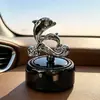 Difusor de Aroma para Carro a Energia Solar Golfinho Desodorizador Aromático Rotativo Automático Aroma Leve de Longa Duração Ornamento Deusa