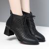 Sandálias Novo Estilo 2026 para Mulheres, Botas de Malha Vazada de Salto Médio, Botas Curtas de Verão, Botas de Malha, Calçados Externos Respiráveis para Mães