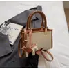 Design Niche Coreano Simples e Fashionável Bolsa de Trabalho para Mulheres 2026 Verão Nova Versátil Transversal Bolsa Quadrada Pequena Simples