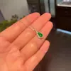 Collar de Calabaza Verde Estilo Vintage para Mujer, Simbolizando Fortuna, Prosperidad y Longevidad, con un Toque de Lujo, Cadena Delicada de Jade Imitación, Accesorio Versátil de Lujo Ligero de Moda
