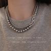 Popular Otoño e Invierno Lujo Ligero Elegante Blanco Gris Perla Doble Capa Apilado Usar Abertura Retro Simple Nicho Suéter Collar