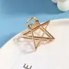 Presilha de cabelo de metal em formato de estrela de cinco pontas, venda quente transfronteiriça, alta qualidade, moda, estilo Ins, grampo para a parte de trás da cabeça, adorno de cabeça feminino, atacado