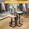 Estante de exhibición para escaparate de tienda de ropa Decoración Tienda de ropa para mujer Estante de exhibición para bolsos Plataforma de exhibición tipo isla alta y baja Hierro forjado