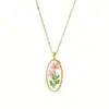 Colar de Resina com Flores Secas Naturais Estilo Europeu e Americano Pingente de Flor Eterna em Aço Inoxidável Dourado 18K Corrente para Clavícula para Mulheres Venda Quente Transfronteiriça