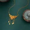 Collar de Flor de Ciruelo Dorado de Alta Gama Cadena Nupcial Exagerado Nueva Moda Anillo Versátil Anillo de Flor Venta al por Mayor