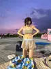 Maiô Feminino Xadrez Floral Retro Saia Biquíni Triângulo Conjunto de Três Peças Seio Pequeno Push-Up Sexy Estilo Menina Quente Férias