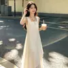 Vestido delicado estilo francês, branco, elegante vestido regata, novo vestido longo de verão 2026