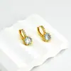 Brincos Elegantes Pequenos Frescos com Zircônia Incrustada Venda Quente Transfronteiriça Simples e Modernos Brincos de Cobre Dourado com Diamantes Completos Brincos em Estoque
