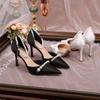 Sandálias Elegantes de Salto Agulha com Biqueira Fina Vazada e Tira de Pérolas, Novo Modelo 2026, Sapatos de Salto Alto Femininos, Venda por Atacado Disponível