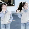 Conjunto de duas peças estilo universitário para crianças maiores e adolescentes: moletom de manga comprida e jeans da moda com estampa de estrelas, nova coleção primavera/outono