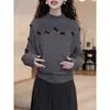 Suéter de punto gris con cuello alto medio y corbata de moño, camisa pullover casual de otoño talla grande, top de manga larga de alta gama