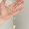 Collar de Múltiples Capas con Colgante de Corazón Dorado Vintage para Mujer con Cadena de Clavícula de Diseño Único