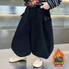Ropa de Invierno para Niños Botón Triangular de Terciopelo Pantalones Casuales Estilo Coreano Mono Infantil Pantalones de Linterna Sueltos de Terciopelo Pantalones para Bebé