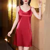 Elegante Vestido Negro de Tirantes Finos para Mujer, Nuevo Estilo Verano 2026, Vestido Interior de Traje de Satén de Acetato para Figuras Pequeñas