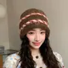 Gorro nuevo de doble capa de mezcla de lana 2026, cálido para invierno, estilo coreano, versátil, look preppy, gorro para pullover para mujer