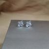 Aretes coreanos estilo Ins simples y únicos para mujer, exquisitos accesorios para las orejas, versátiles y elegantes, joyería de nicho de corazón y mariposa