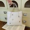 Bolso Tote de Gran Capacidad Decorativo de Mariposa a la Moda para Mujer 2025 Nuevo Verano Nuevo Bolso para Ir al Trabajo Bolso de Hombro Sobaco