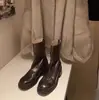 [Botas Curtas Slim com Zíper Traseiro em Couro de Cavalo Encolhido a Preço Explosivo - Modelo Igual ao da Mãe Uva, com Sola Grossa e Salto Grosso para Mulheres no Outono e Inverno]