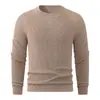 Colección de otoño e invierno: Camiseta interior de punto de manga larga de color liso para hombre, un suéter simple y casual para capas interiores para hombres jóvenes