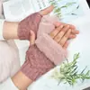 Yifan Outono e Inverno Exterior Escritório Decoração Quente Digitação Japonesa Cor Sólida Lã Tricotada Pequeno Quadrado Cobertura de Braço para Mulheres