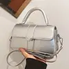 Bolso cuadrado pequeño y moderno para mujer, estilo coreano, bandolera de lujo, ligero y elegante, 2024