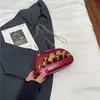 Bolsa Quadrada Pequena da Moda Tendência 2025 Nicho Nova Bolsa de Mão com Corrente Transversal Bolsa de Ombro Estilo Coreano de Alto Valor Inverno