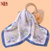 Novo Estilo Lenço Quadrado Feminino 70cm com Estampa Floral Fresca, Lenço de Seda, Chiffon de Cetim, Fábrica Fonte Atacadista