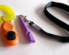 Con cordón silbato para perros de plástico silbato para perros entrenamiento silbato para perros silbato anillo para mascotas entrenador de perros clicker