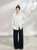 Camisa Blanca de Rayas con Cuello y Cintura Plisada BESOBE para Mujer, Blusa Casual Elegante Holgada de Manga Larga para Otoño