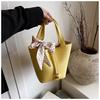 Bolsos de Mujer de Moda Este Año 2026 Nueva Moda Estilo de Alta Gama Bolso de Mano Tipo Cubo para Mujer Bolso Versátil de Hombro Cruzado