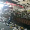 Destrucción de papel de desecho, reciclaje de materiales usados y viejos, procesamiento rápido y trituración de documentos desechados