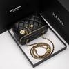 Bolso Nuevo de Cuero Genuino Camelia Ligero con Cadena de Diamantes para Hombro Cruzado Bolso de Tocador Mini Bolso Caja Listo en Stock