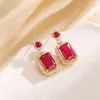 Brincos Moda Transfronteiriça Retrô Quadrados Stud Brincos Acessórios Alto Padrão Elegante Luxo Leve Cobre Banho de Ouro Acessórios de Joias para Mulheres