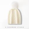 Cachecol de Caxemira 2026 Outono e Inverno Novo Gorro Casual de Malha Feminino de Alta Qualidade Cor Sólida com Pom-Pom em Forma de Diamante Quente e Fashion