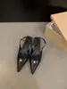 Zapatos de tacón alto de aguja elegantes negros estilo francés Chuyuji, sandalias de punta cerrada, zapatos de hada, nuevo diseño de punta para primavera-verano 2026