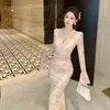 Vestido Longo de Renda Estampado com Gola V e Manga Flare de Alta Qualidade para Mulheres Primavera Outono Temperamento Slim Fit Cintura Marcada Aderente ao Corpo