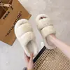 Chinelos de Pele Plus Size Femininos para Uso Externo Estilo Japonês Celebridade da Internet Novos Sapatos da Moda Outono/Inverno Chinelos de Algodão para Casa
