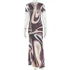 Vestido casual de mujer estilo europeo y americano con bloques de color, cuello redondo y estampado, popular vestido ajustado bodycon de manga corta para salidas de vacaciones